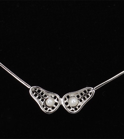 VSNP - Lacrosse Stick Necklace w/ pearl